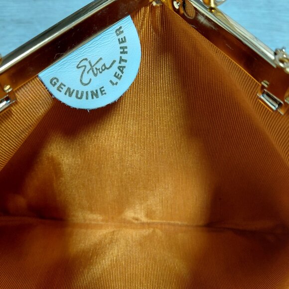 Vintage White & Gold Clutch - Picture 3 of 6